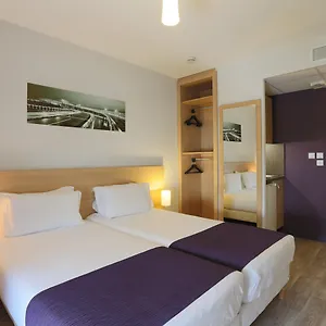 comfort-suites-lyon-est-eurexpo.hotels-rhonealpes.com/